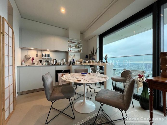 Westend 8072246 – Harika silüet panoramasına sahip mobilyalı 2 odalı daire – 727a3de40e6f5d594af5bb6ea8d5cf17b61be53a.jpg