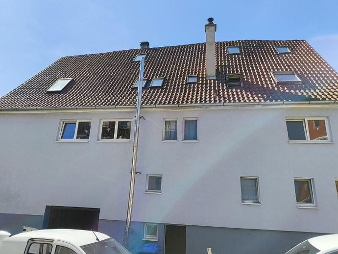 Vöhringen'de büyük potansiyele sahip çok yönlü çok aileli ahşap karkas ev – Komisyonsuz – Haus Ostseite