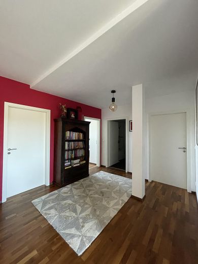 Luxuriöse 5 - Zimmer Wohnung in Furth bei Landshut – OG Flur 