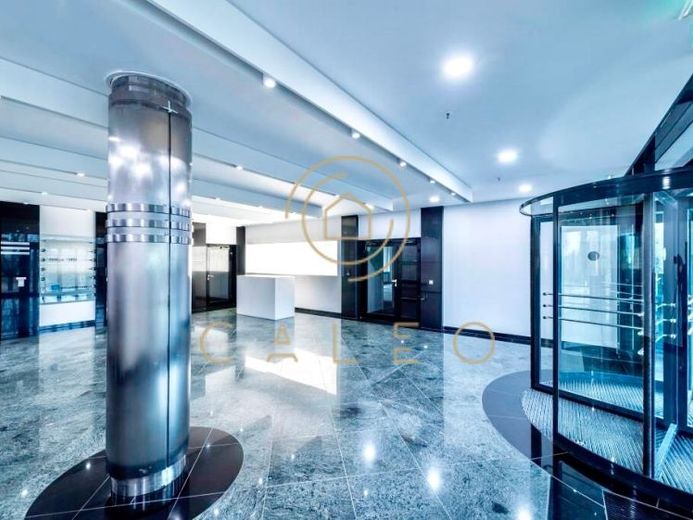 CALEO ¦ Kronberg ¦ 298 m² ¦ EUR 14,00/m²’den başlayan fiyatlarla ¦ KOMİSYONSUZ – Foto 1