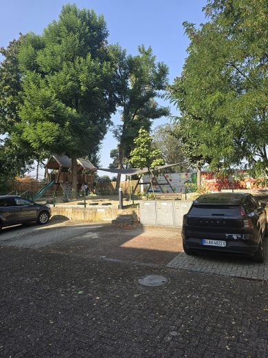 4-Zi WE mit Balkon Erstbezug in Berlin Schmöckwitz – Parkplatz 