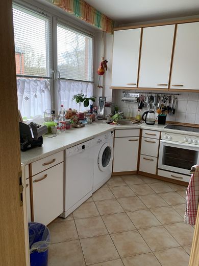 courtagefrei: gepflegte Wohnung in ruhiger Wohnanlage auf Eigenland – Küche