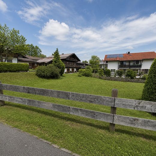 Nachbar gesucht - Baugrundstück in außergewöhnlich ruhiger Lage – Foto 1
