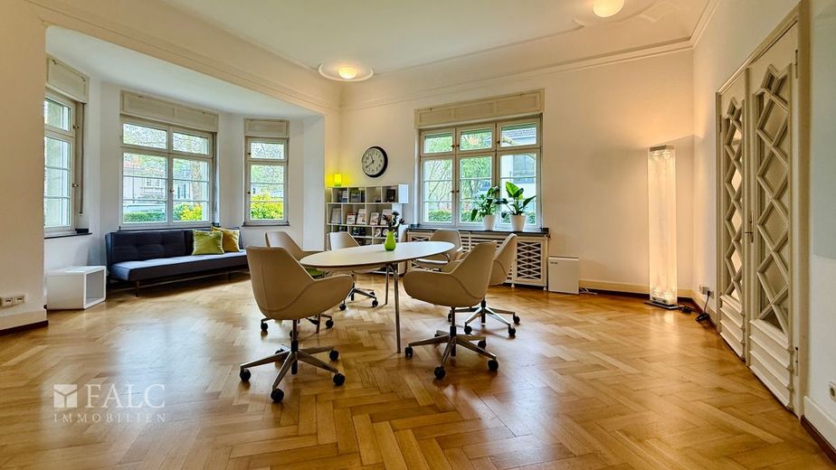 Historische Villa in Marienburg - Wohnen in zeitloser Eleganz – EG - Großer Konferenzraum