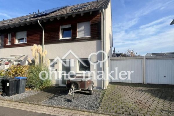 Modernes High-Tech-Wohnen: Reihenendhaus mit smarthome-Komfort & Gartenoase