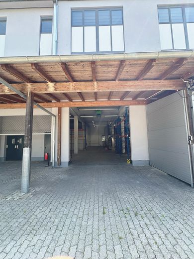 Ebenerdige Zufahrt Rolltor