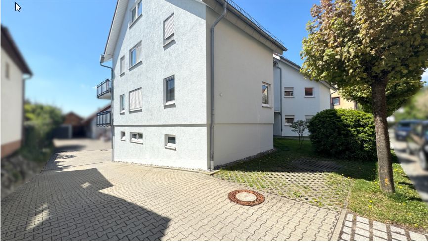 Erstbezug nach Renovierung — moderne 2‑Zimmer Wohnung in zentraler Lage – Photo 12