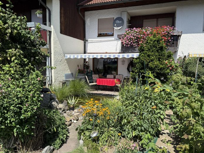 Wohnen im Allgäu: Gepflegtes Reihenhaus mit Garten und Kamin, provisionsfrei – Foto 1