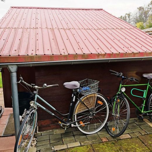 Gepflegte Doppelhaushälfte mit nordischem Flair – Fahrradstellplatz