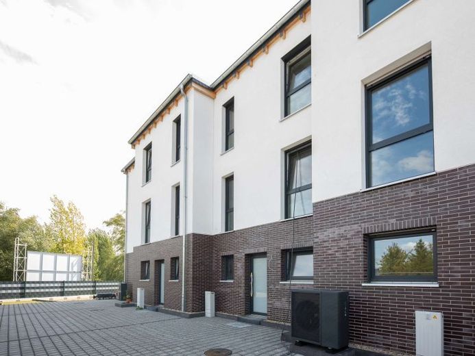 Erleben Sie moderne Architektur in seenaher Lage – Baustart 2. Bauabschnitt.- Sep. 2025 – Foto 1