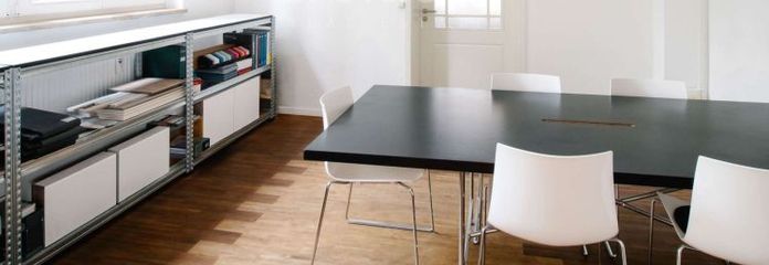 Gewerbefläche mit Büro bzw. Laden, Lager und drei Stellplätzen in der Schwanthalerhöhe