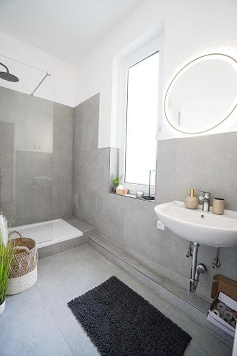 Modernes Wohngefühl – frisch sanierte 3-Zimmer-Wohnung – Foto 8