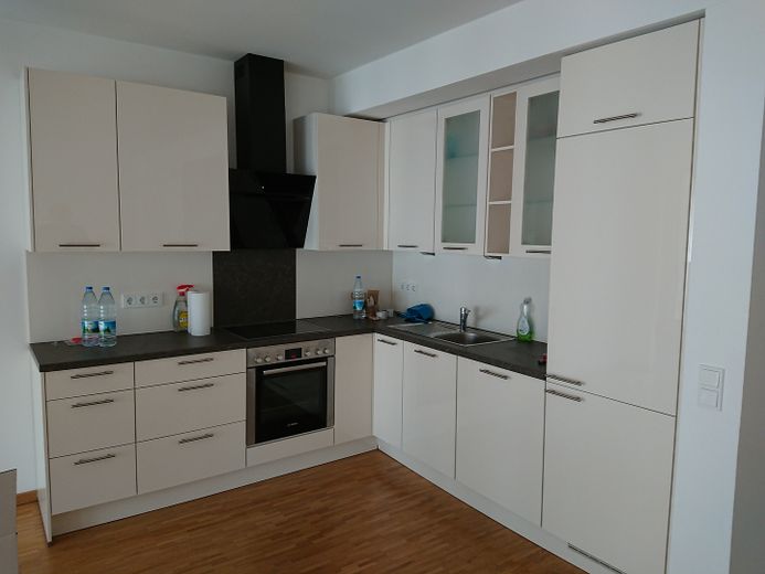 2-Zimmer-Neubauwohnung mit gehobenem Standard und 2 Balkonen – Foto 2