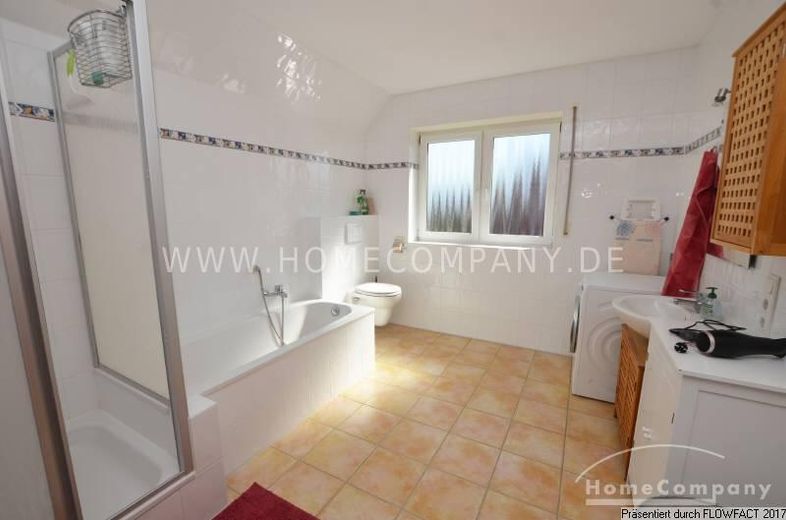 Przestronne mieszkanie 2-pokojowe w spokojnej okolicy – 0bc34418337535c1a12ab1945e5ed27b9cb3b6f1.jpg