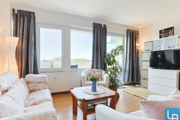 Vista mozzafiato sul mare: appartamento accogliente come investimento ad alto rendimento o per uso personale