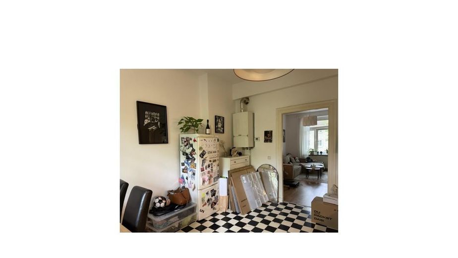 Attraktive 3-Zimmer-Altbauwohnung im Kreuzviertel zu vermieten – Küche/Esszimmer