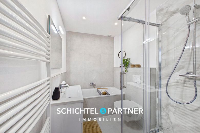 Iprump/Stickgras | Jetzt Einziehen: Wohlfühlen im renovierten Reihenhaus – S&amp;P | Badezimmer