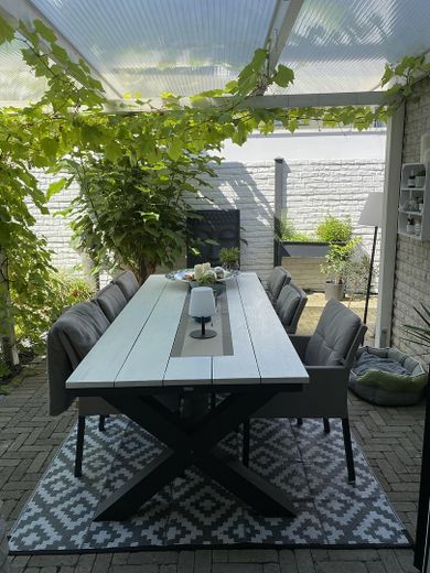 Exklusives Einfamilienhaus mit Wellnessgarten – Wohnen auf höchstem Niveau – Terrasse / Küche
