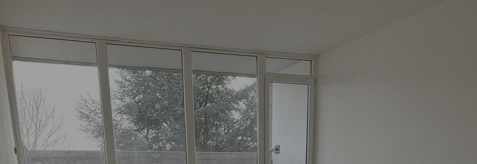 Helle 2-Zimmer-Maisonette-Wohnung mit Balkon in attraktiver Lage – Wohnzimmer 1