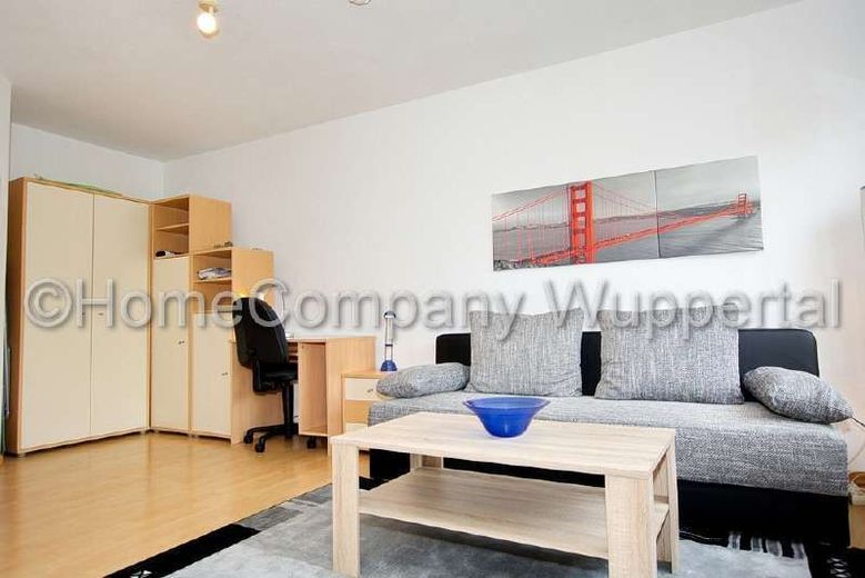 Appartamento in città con DSL e posto auto in un complesso residenziale con ascensore – 3b6d7f2f0a22a7a003aa1032ee256a1059be7ede.jpg