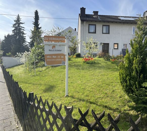 Abrissgrundstück! Unter Bodenrichtwert! DHH mit großem Garten in Wiesbaden Kohlheck! – Hausansicht 5