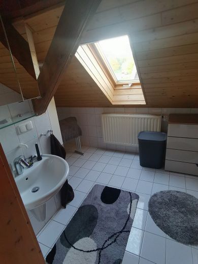 Schöne DG Wohnung in Kronach – Foto 8