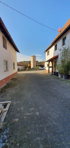 Vecchio casale con 9 stanze, garage e tre piani sottotetto – Foto 19