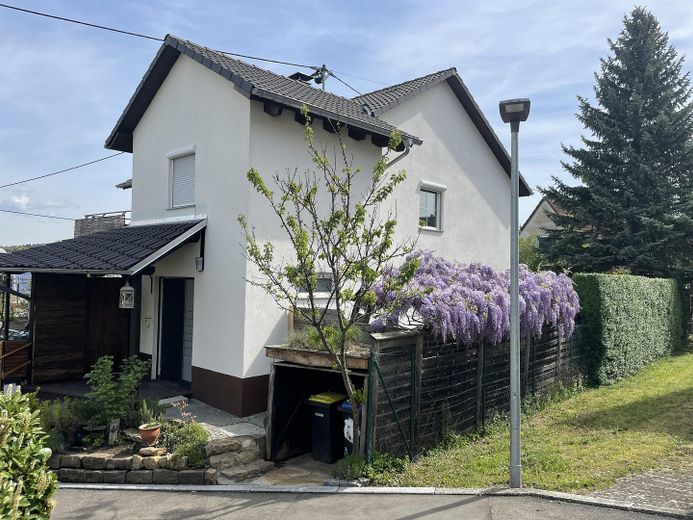 Großzügiges EFH in zweiter Reihe – ruhig, mit Garten, Balkon & hoher energetischer Unabhängigkeit – Foto 2