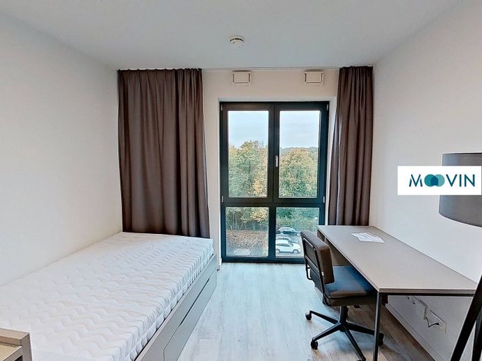Möbliertes Smart-Apartment mit EBK, ALL-IN-MIETE uvm. bei URBAN BASE – Ansicht II: Wohn- und Schlafz…