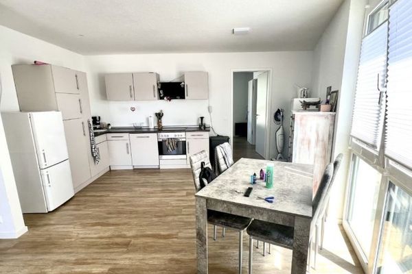 Zentrumsnah und Modern - 3 Zimmer Neubau Wohnung mit Balkon