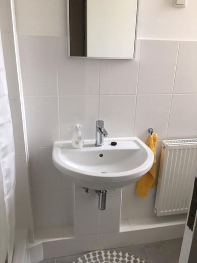 Gemütliches, helles WG-Zimmer in Mannheim | voll ausgestattet | 490 € Warmmiete!!! – DuschBad