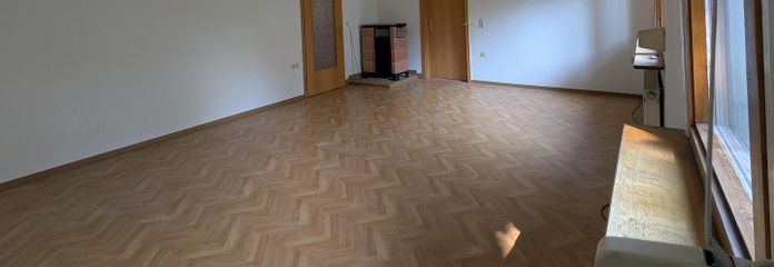 kleines Häusschen mit Garten, großer Garage und Stellplatz im Zentrum von MHL – Wohnzimmer