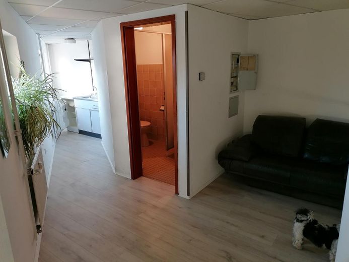Attraktives vielseitiges Ladenlokal in Rastatt 80,51 m² große Schaufensterfront – Foto 3