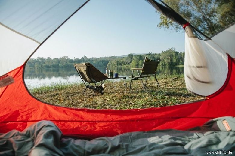 Campingplatz, mehr als 120 Stp., ertragreich, Vollexistenz, Lage an Fluß in Landschaftsschutzgebiet – Campingplatz