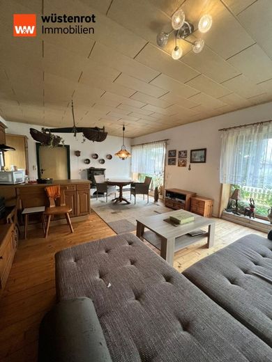 Gemütlicher Bungalow mit Erweiterungspotenzial bei Beeskow zu verkaufen. Schauen Sie vorbei... – Wohnbereich