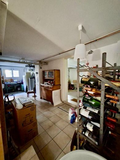 Kellerraum mit Heizung