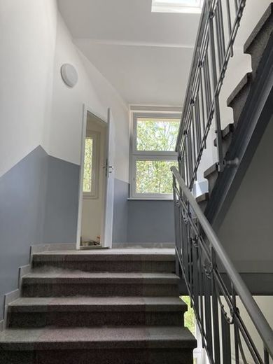 Zweitbezug nach Sanierung! Großzügige 3-Zimmerwohnung mit Laminat, Balkon, Wanne und Einbauküche! – IMG_1306