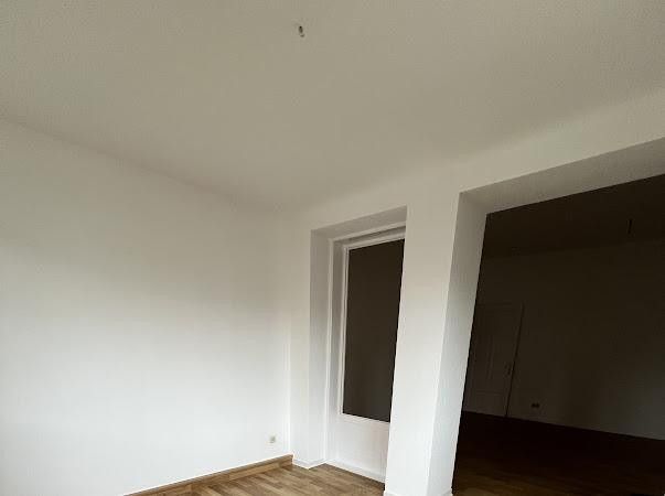 3-Raumwohnung mit PKW-Stellplatz, Küche und Keller – Foto 15
