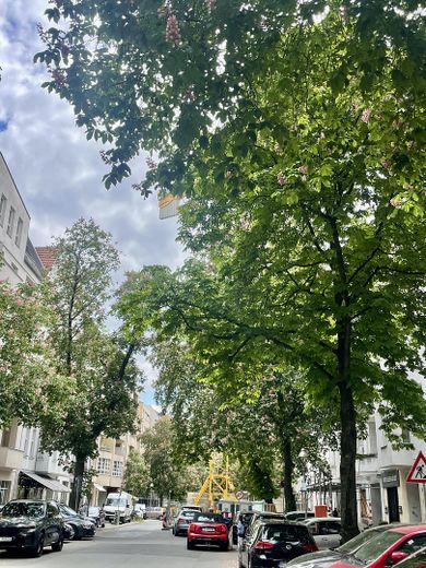 Erstbezug nach Sanierung – Moderne 2-Zimmer-Wohnung nahe Kurfürstendamm – Straßenansicht