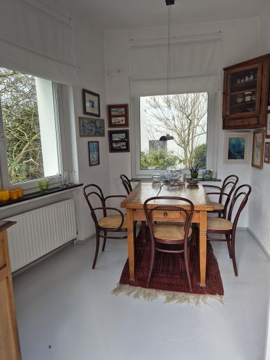 Großes Einfamilienhaus mit Einliegerwohnung in Groß-Buchholz, sehr ruhige Lage – Küche / Wintergarten