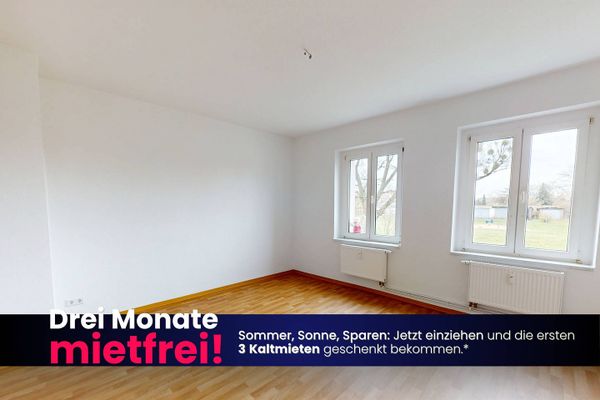 **LIVE RENT-FREE FOR 3 MONTHS** A place to feel at home: Bright 3-room apartment with a bathroom featuring natural light