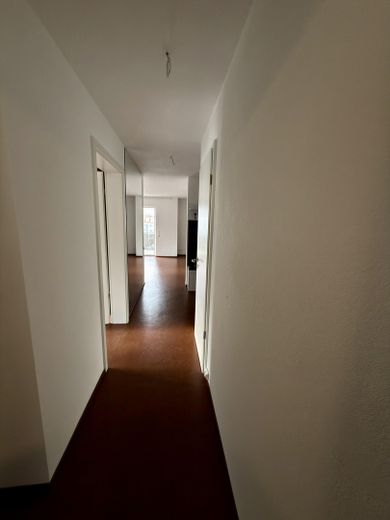 Charmante 2-Zimmer-Wohnung mit Balkon, 2xTG-Stellplätzen und Ausbaupotenzial in Nürnberg-Wöhrd – F2
