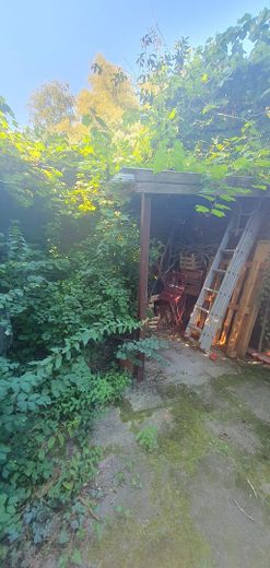 Abstellmöglichkeit bei Garage