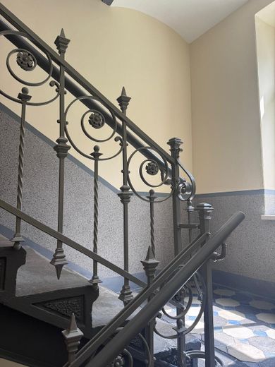 frisch sanierter 5 - Zi DG-Wohntraum mit Fernblick und Gartenanteil in einer Villa – Foto 12