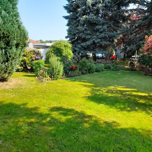 Terrain à bâtir exclusif « dent creuse » à Chemnitz Fürth à vendre – Blick zur Straße