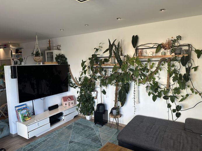 Klimaanlage! Smart-Home Traum in moderner 3-Zimmer Wohnung – Wohnzimmer 3