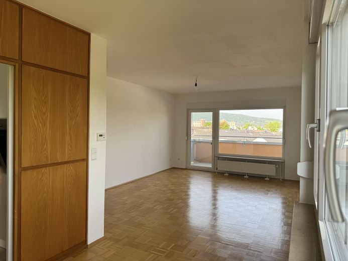 Sobre los tejados de Bad Kreuznach – apartamento de 3 habitaciones con balcón y vistas a la Kauzenburg – Foto 4