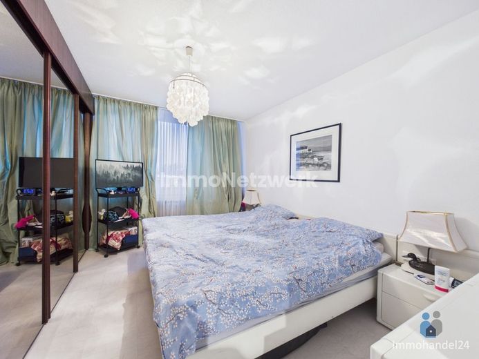 NEU***78 m² große, schicke ETW in TOPLAGE mit Balkon und TG Stellplatz***NEU – Schlafzimmer