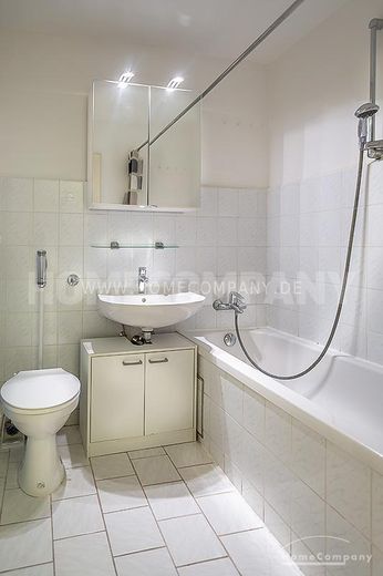Gepflegtes, möbliertes 1 Zimmer Apartment – e4d9b6e1f4857b1a943099d6fd92cd0d48de71a8.jpg