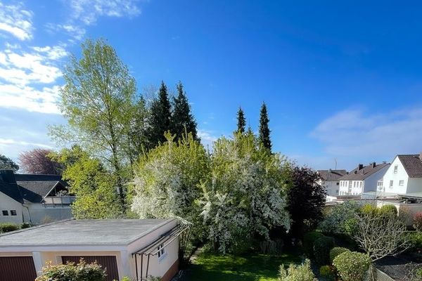 Zweifamilienhaus: Gepflegt, stadtnah, einzugsbereit